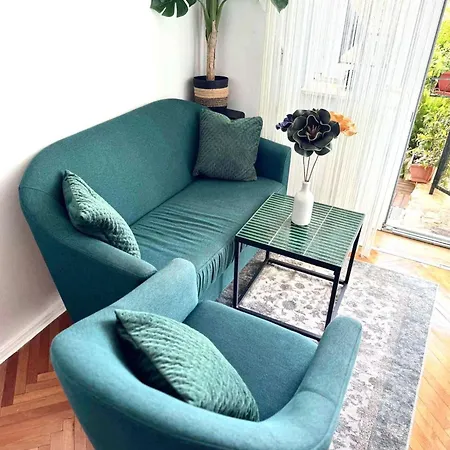 Charming With Terrace And Old Town View *