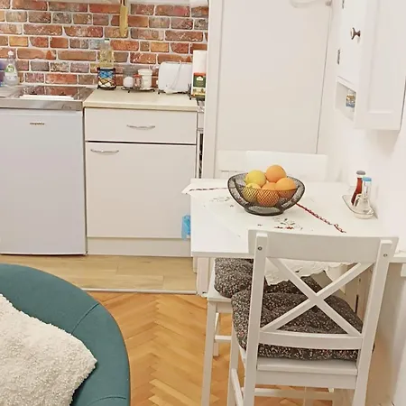 Apartman Charming With Terrace And Old Town View