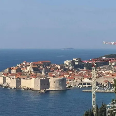 Charming With Terrace And Old Town View Daire *